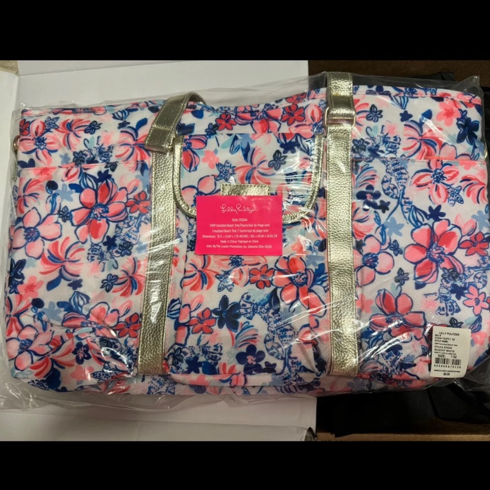 NWT Lilly Pulitzer GWP Beach Bag Insulated Tote Party Like Lobster Resort White